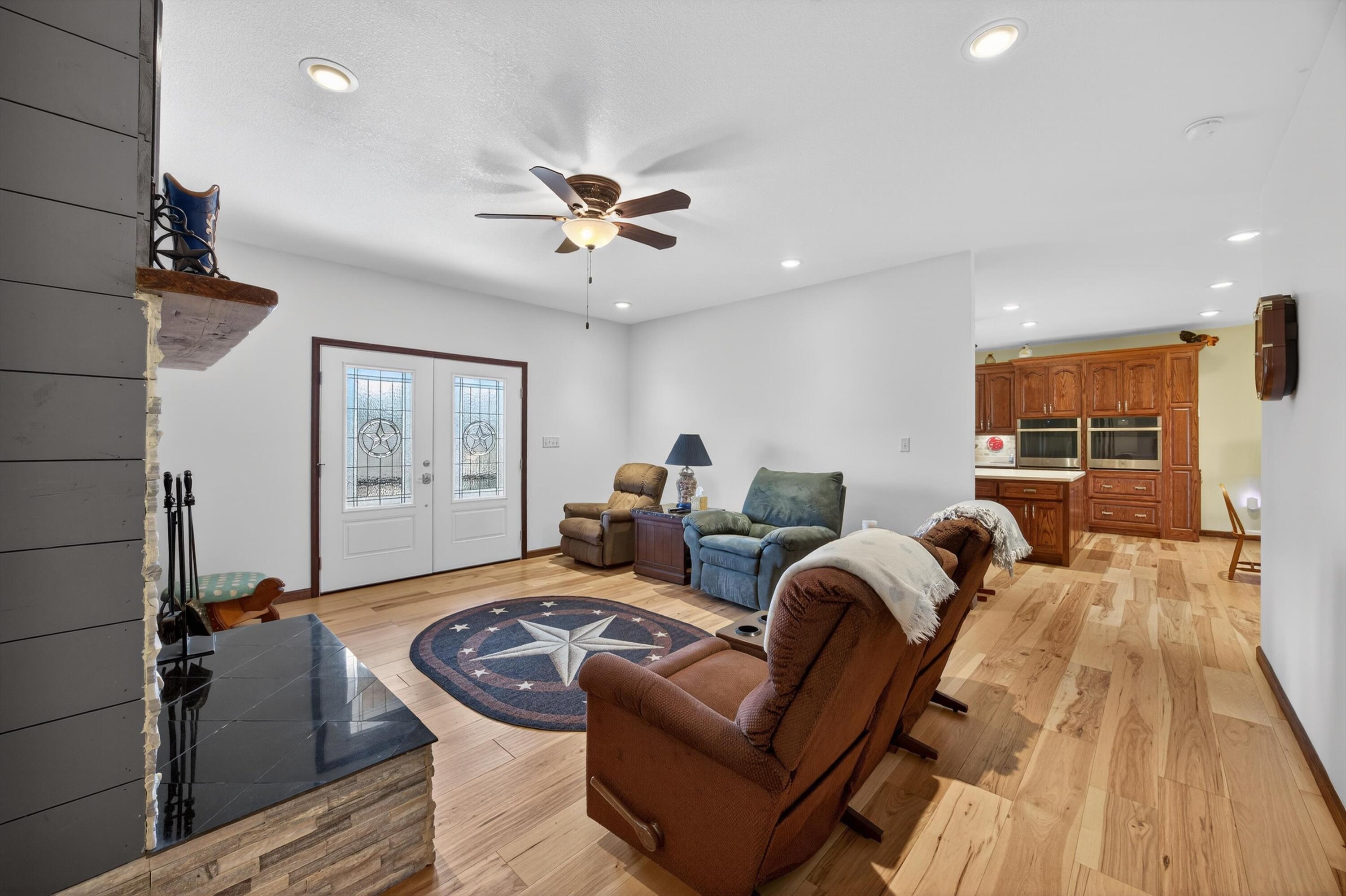 4085 Corinth Road LaFayette, GA 30728 - Photo 11 of 46 11-004_090A3159