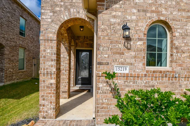$2,900 | 15219 Stuart Bat Cave Lane, Cypress, TX 77433