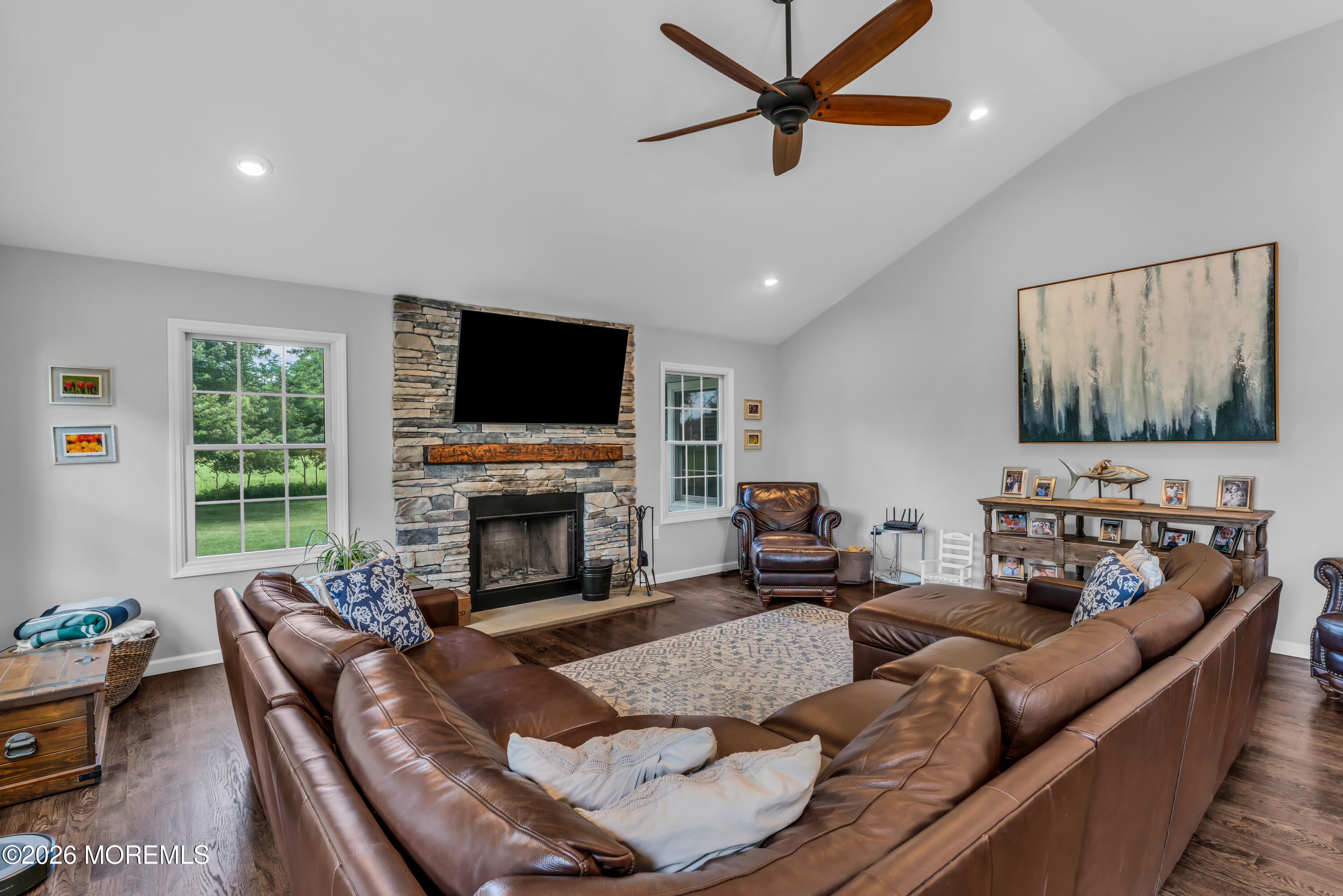 229 Dutch Lane Road Freehold, NJ 07728 - Photo 18 of 71 Vaulted Great room