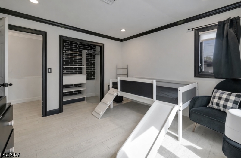 28 Glenroy Road East Fairfield, NJ 07004 - Photo 14 of 31