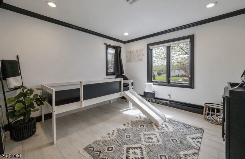 28 Glenroy Road East Fairfield, NJ 07004 - Photo 15 of 31