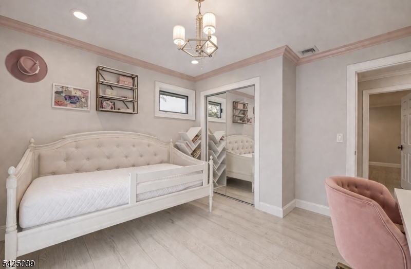 28 Glenroy Road East Fairfield, NJ 07004 - Photo 16 of 31