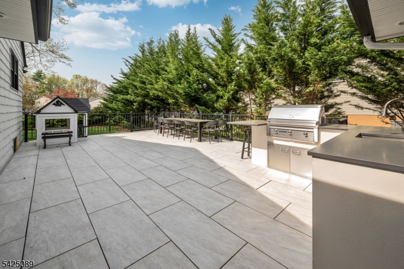 28 Glenroy Road East Fairfield, NJ 07004 - Photo 27 of 31