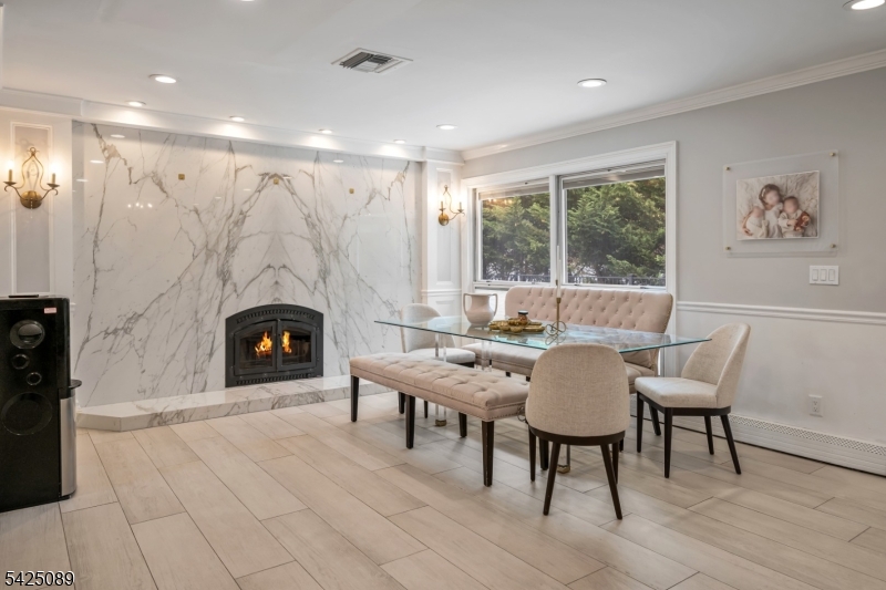 28 Glenroy Road East Fairfield, NJ 07004 - Photo 5 of 31