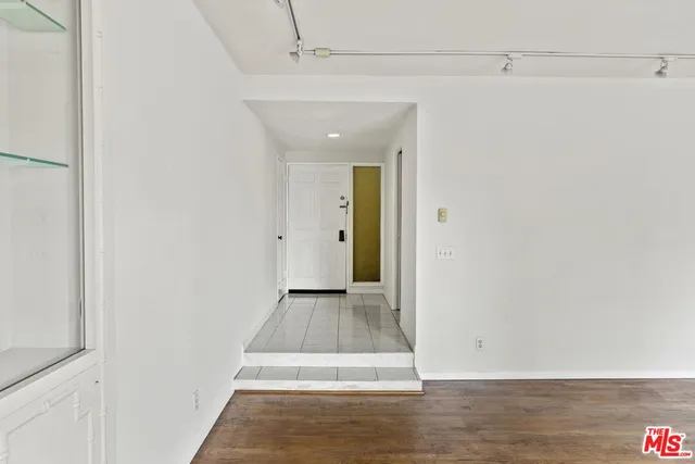 $7,275 | 1033 6th Street, Unit 110B, Santa Monica, CA 90403