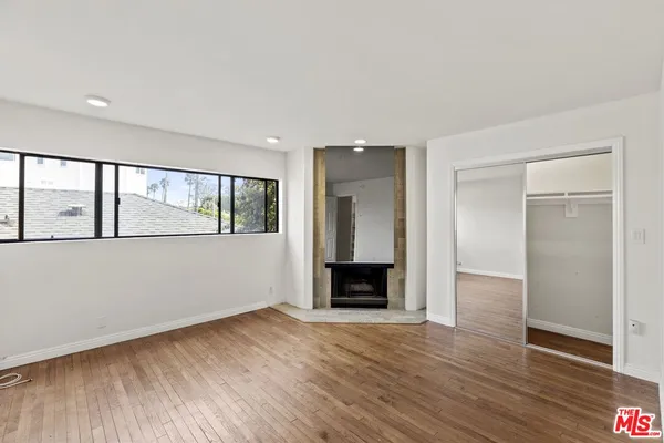 $6,880 | 1033 6th Street, Unit 110B, Santa Monica, CA 90403