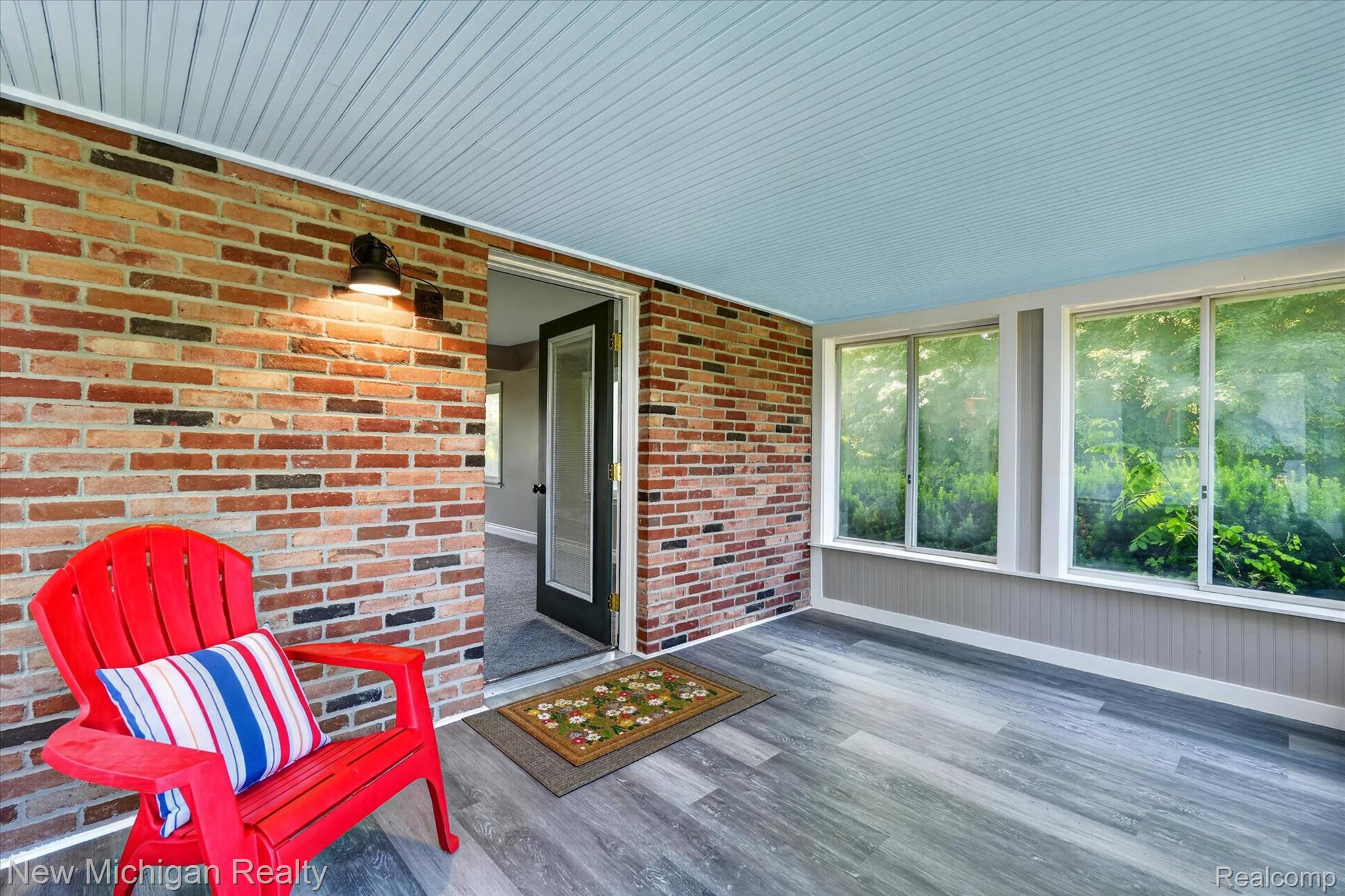 11374 Lahring Road Gaines, MI 48436 - Photo 7 of 66 Three Season Enclosed Porch