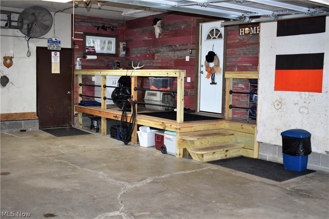 5945 Branch Road Medina, OH 44256 - Photo 15 of 24 Attached Garage