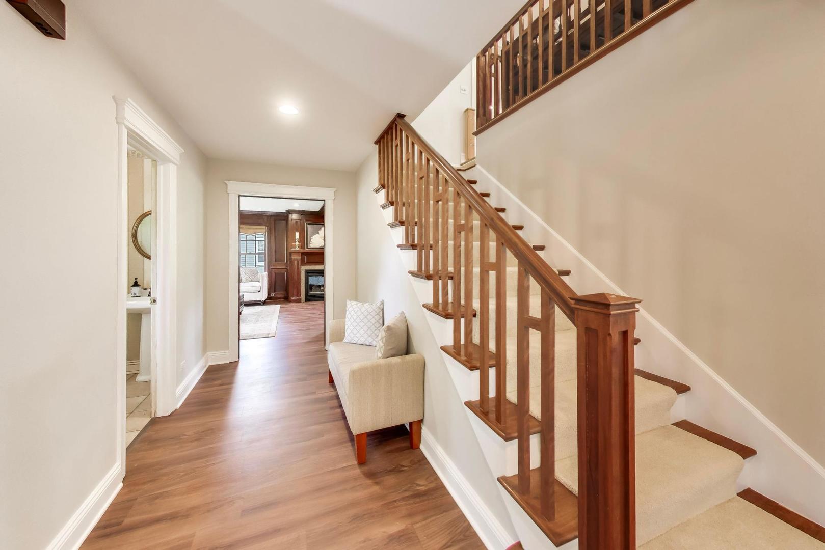 2074 Greenview Road Northbrook, IL 60062 - Photo 16 of 52 Gallery Image 16