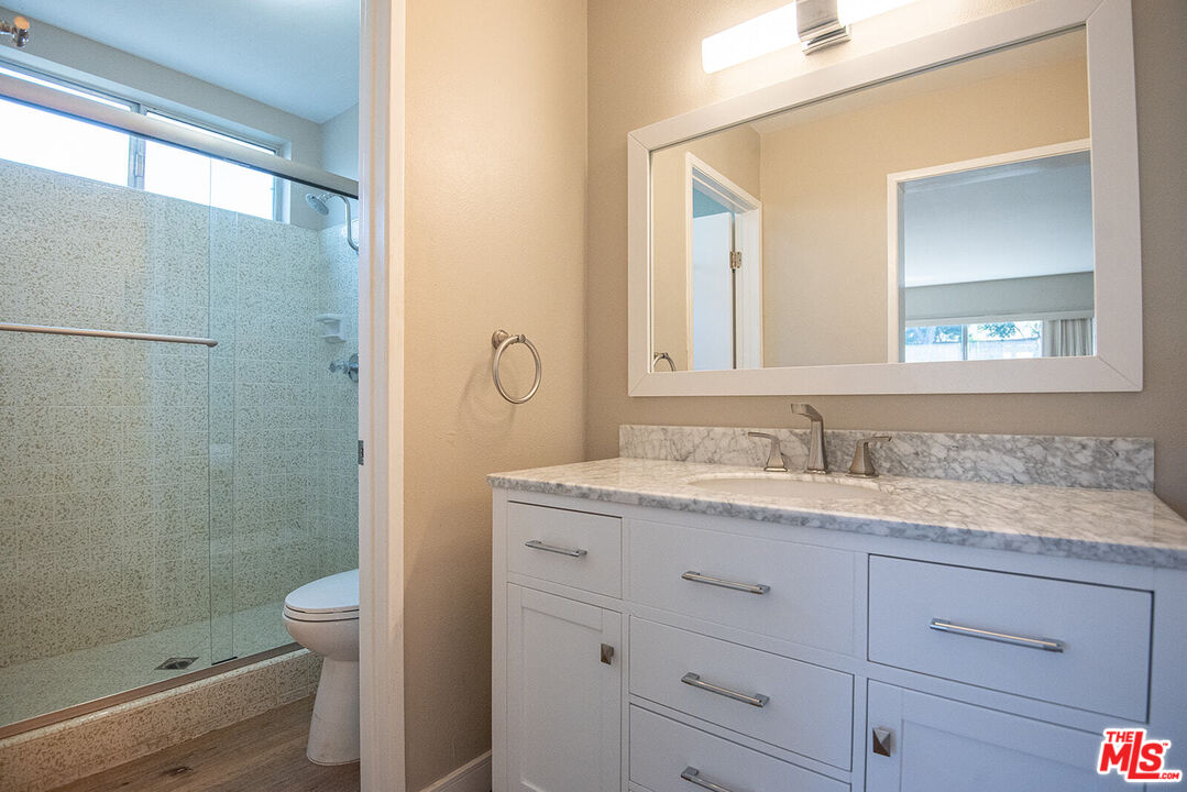 22719 Brandywine Drive Calabasas, CA 91302 - Photo 23 of 35