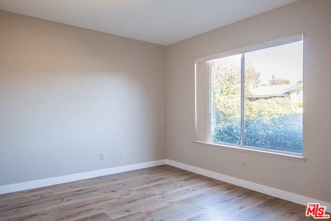 22719 Brandywine Drive Calabasas, CA 91302 - Photo 24 of 35