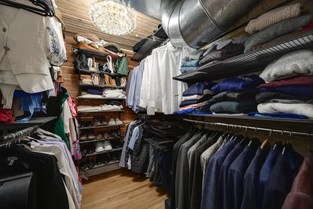 $625,000 | 411 West Ontario Street, Unit 102, Chicago, IL 60654