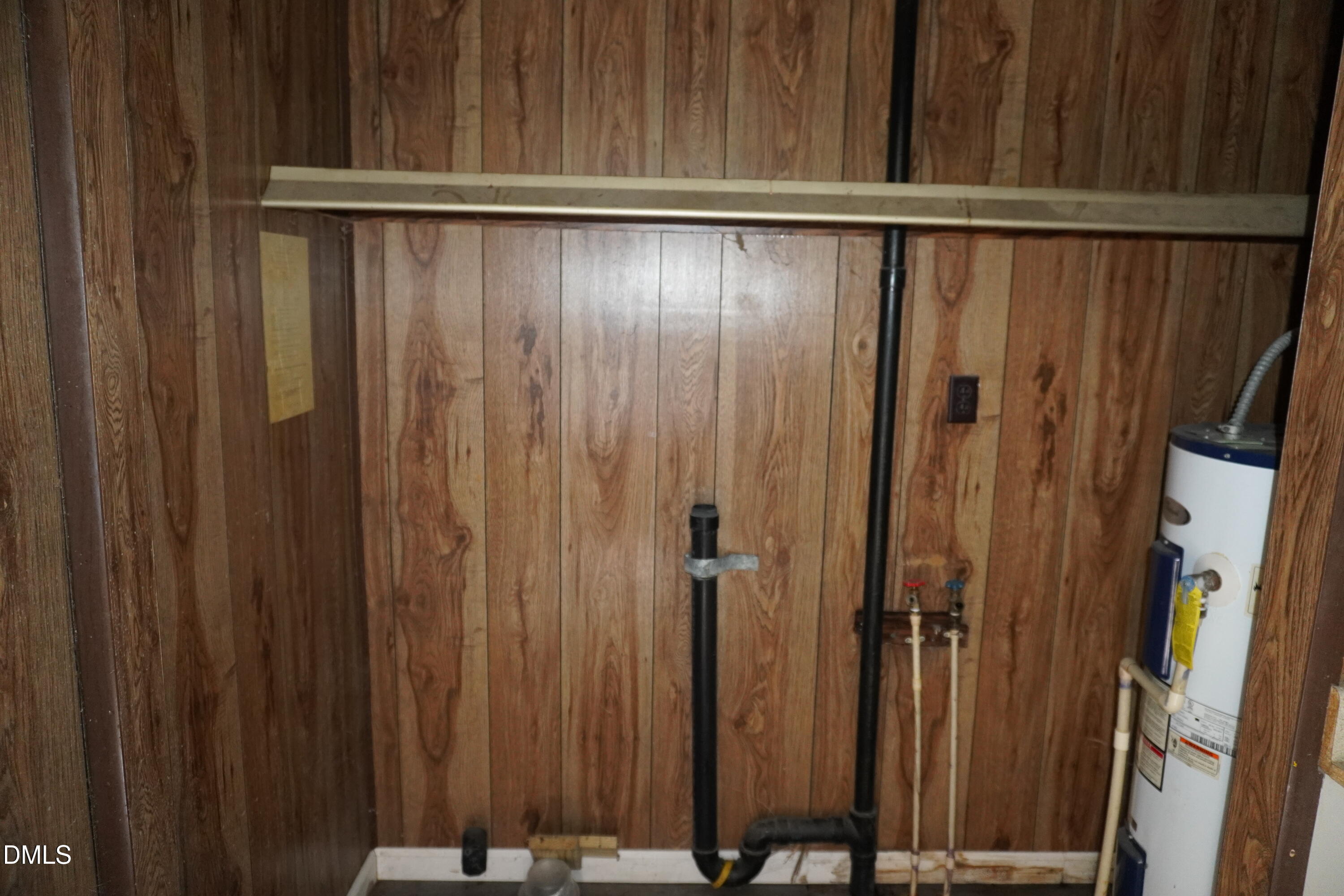179 Lynnbank Estates Road Kittrell, NC 27544 - Photo 7 of 16 a close view of wooden door