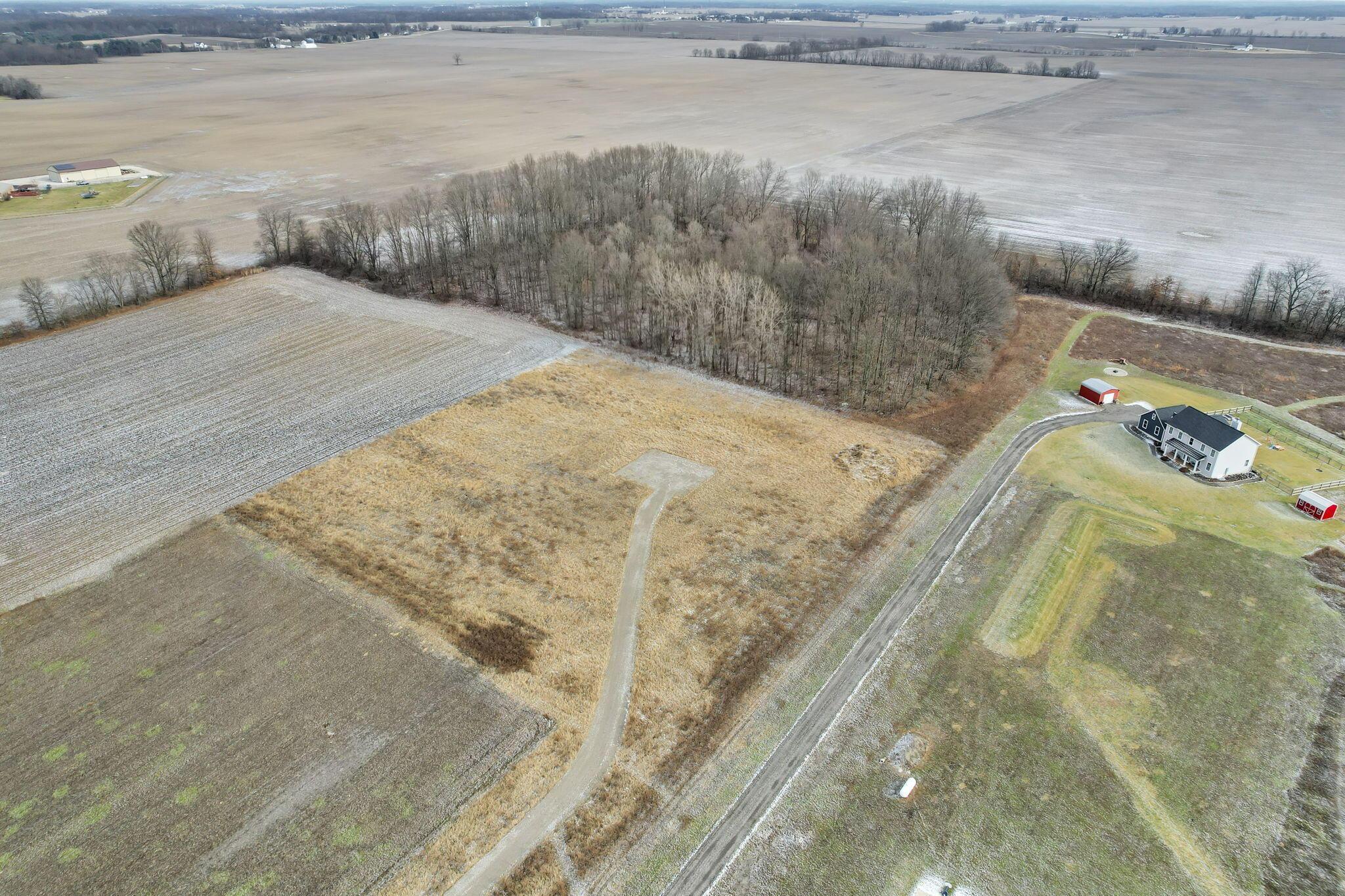 2112 Horseshoe Road Delaware, OH 43015 - Photo 14 of 19 4-web-or-mls-DJI_0825