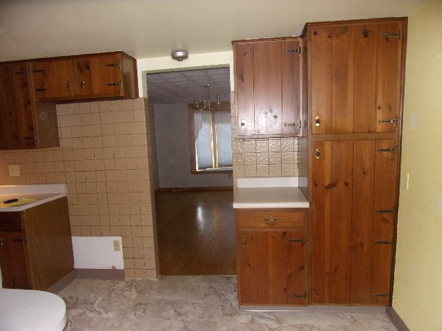 334 Madison Street Sligo, PA 16255 - Photo 10 of 24 a bathroom with a toilet