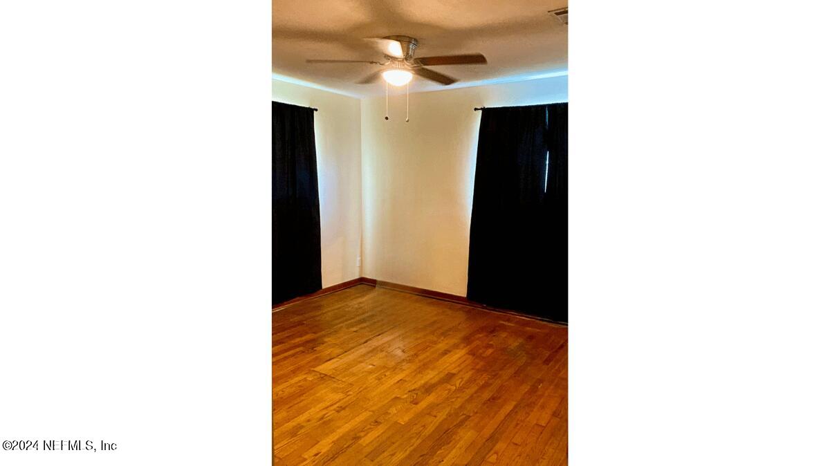 1640 Seminary Street Jacksonville, FL 32209 - Photo 15 of 16 a view of an empty room with kitchen