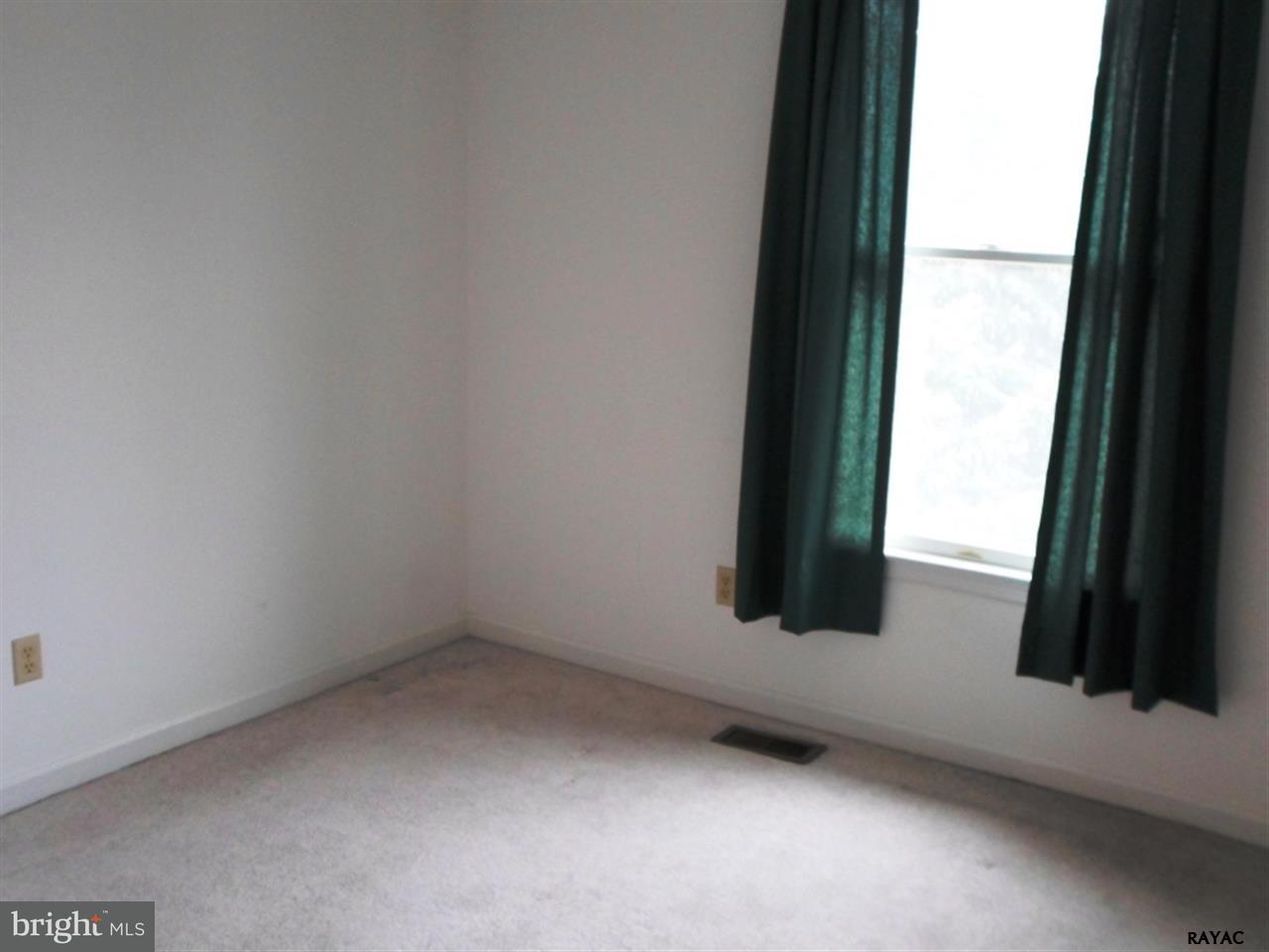 428 Springbrook Court Hanover, PA 17331 - Photo 12 of 13 Gallery Image 12