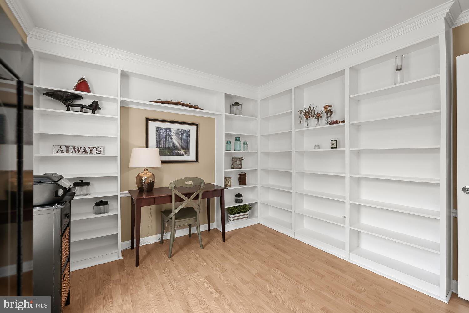655 Streaker Road Sykesville, MD 21784 - Photo 34 of 64 Bedroom | Built-In Shelving