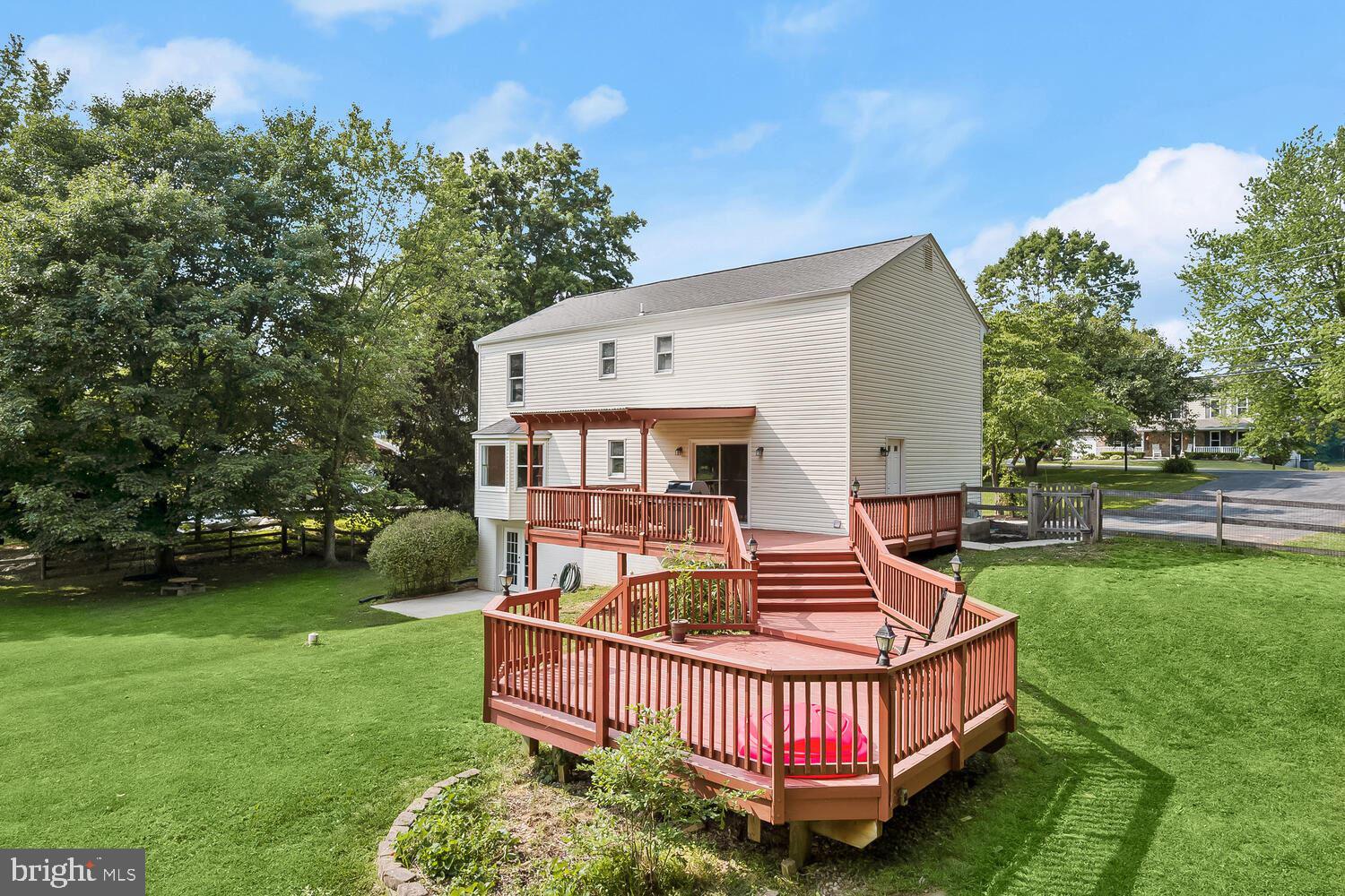 655 Streaker Road Sykesville, MD 21784 - Photo 54 of 64 Tiered Deck