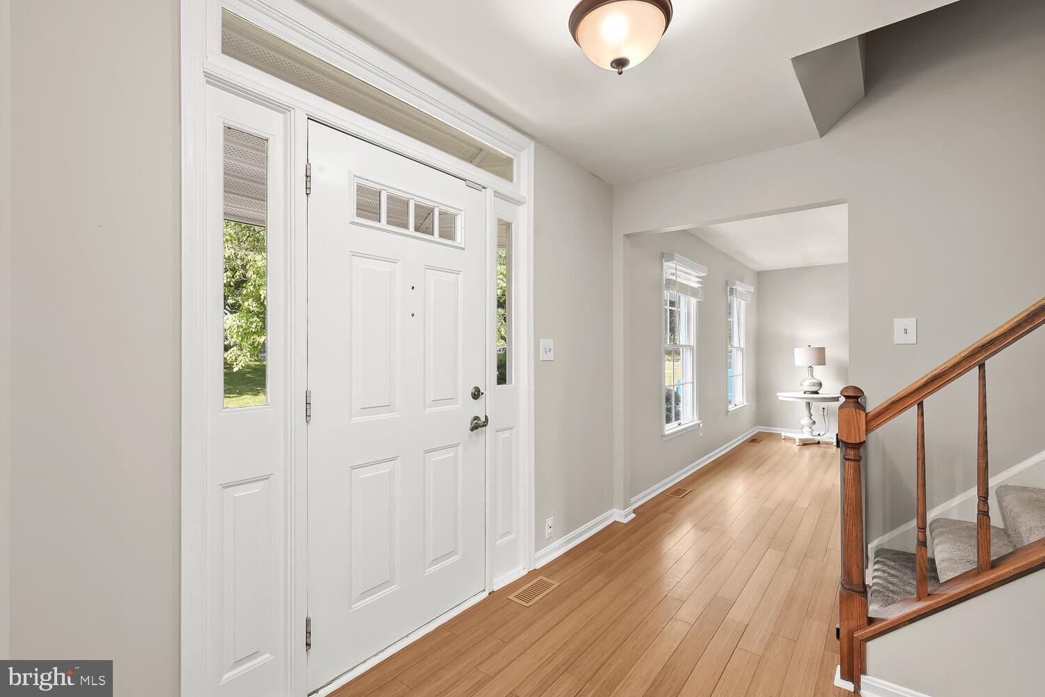 655 Streaker Road Sykesville, MD 21784 - Photo 6 of 64 Entryway