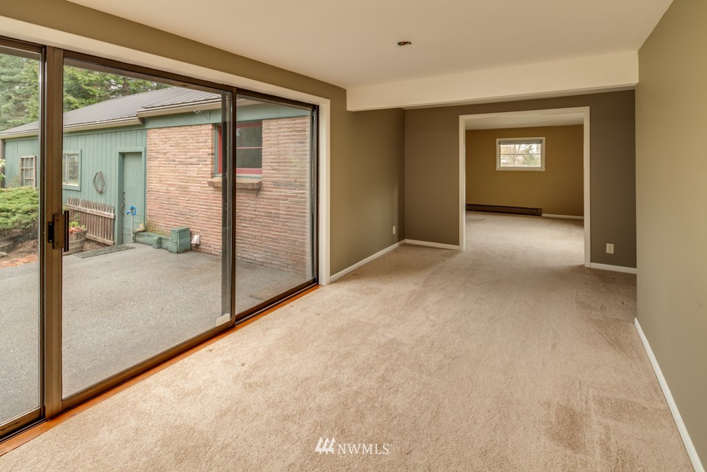 618 West Hemmi Road Bellingham, WA 98226 - Photo 11 of 25