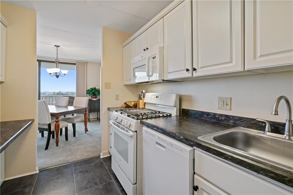 1150 Bower Hill Road, Unit 710A Pittsburgh, PA 15243 - Photo 12 of 30 Gallery Image 12