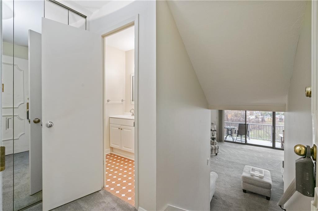 1150 Bower Hill Road, Unit 710A Pittsburgh, PA 15243 - Photo 3 of 30 Gallery Image 3