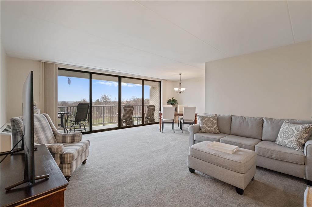 1150 Bower Hill Road, Unit 710A Pittsburgh, PA 15243 - Photo 4 of 30 Gallery Image 4