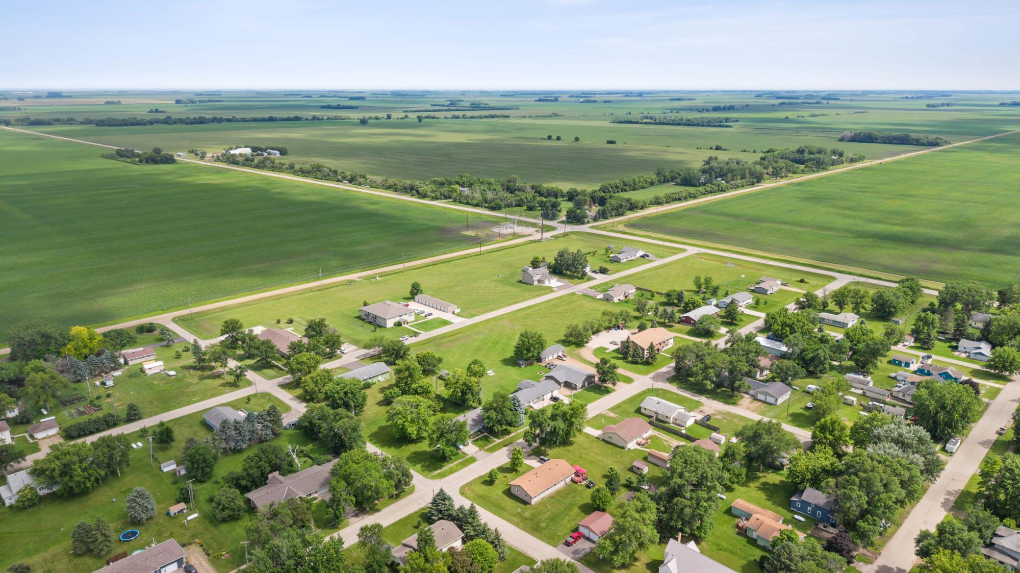 306 South 6th Street Fairmount, ND 58030 - Photo 31 of 38