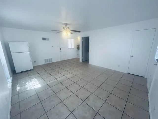 $850 | 1008 Clayton Nolen Drive, Horseshoe Bay, TX 78657