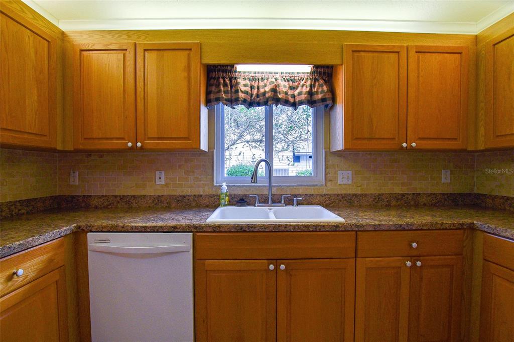 9033 Southeast 135th Loop Summerfield, FL 34491 - Photo 33 of 83