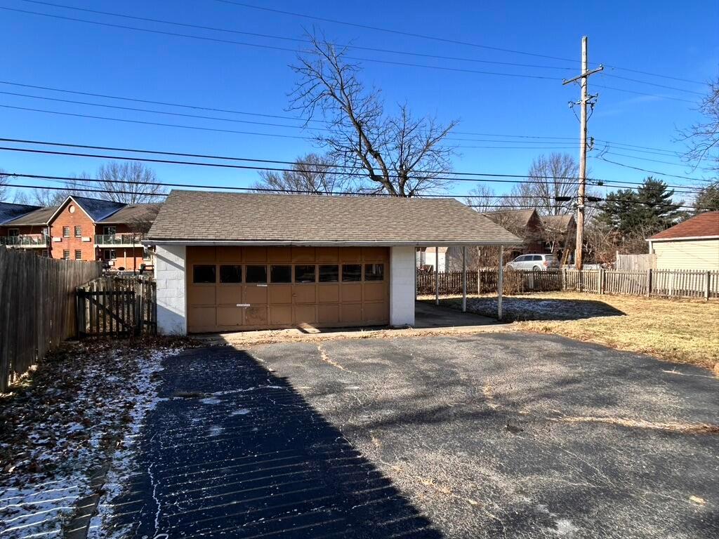 1449 Coburg Road Columbus, OH 43227 - Photo 2 of 19 BC41475B-660C-42B0-BBD9-09ADDDA8C2AC_1_1