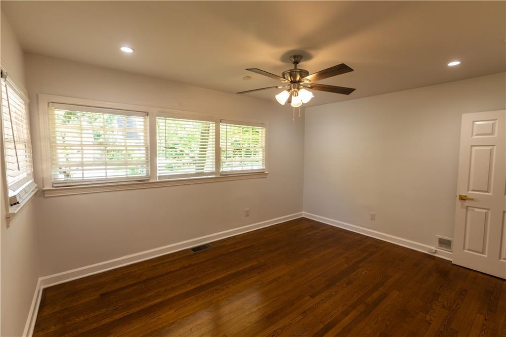 1392 Lively Ridge Road Northeast Atlanta, GA 30329 - Photo 14 of 41