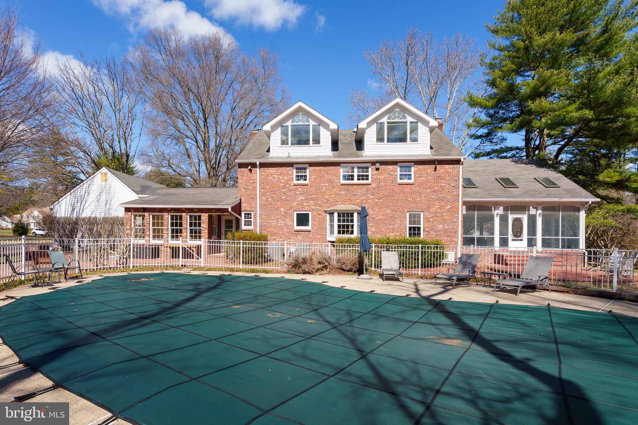 28 Talbot Lane Princeton, NJ 08540 - Photo 47 of 55 a front view of a residential houses with yard and green space