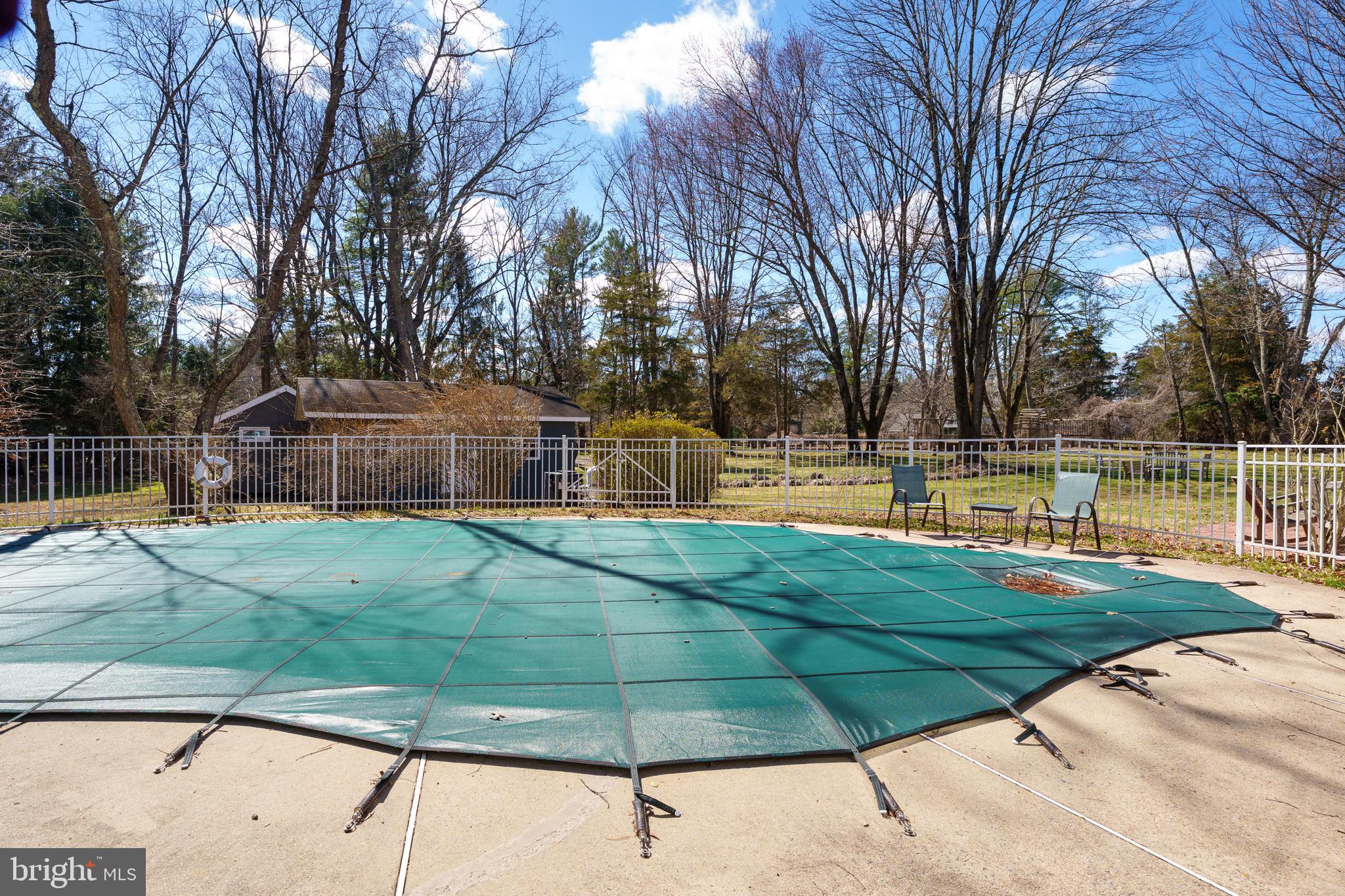 28 Talbot Lane Princeton, NJ 08540 - Photo 48 of 55 a view of a backyard