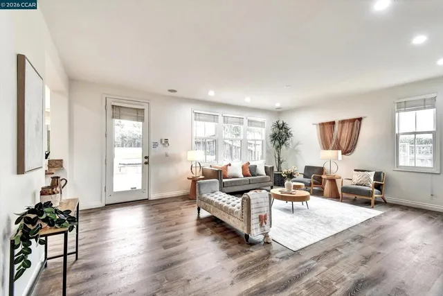 $1,660,000 | 1018-1018 Promenade Street, Hercules, CA 94547