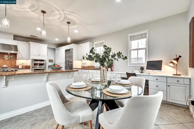 $1,660,000 | 1018-1018 Promenade Street, Hercules, CA 94547