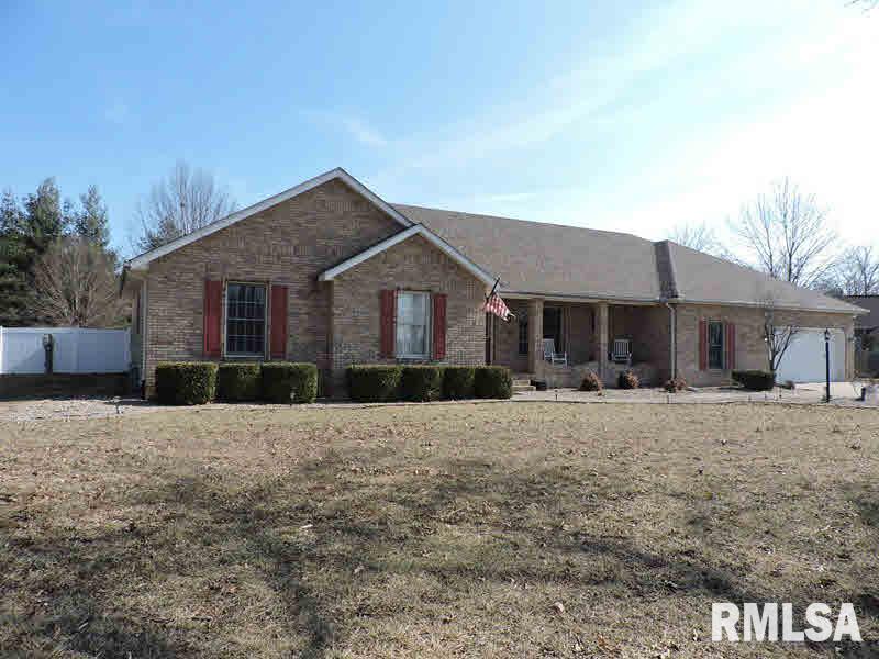 2103 Norman Road Marion, IL 62959 - Photo 1 of 17