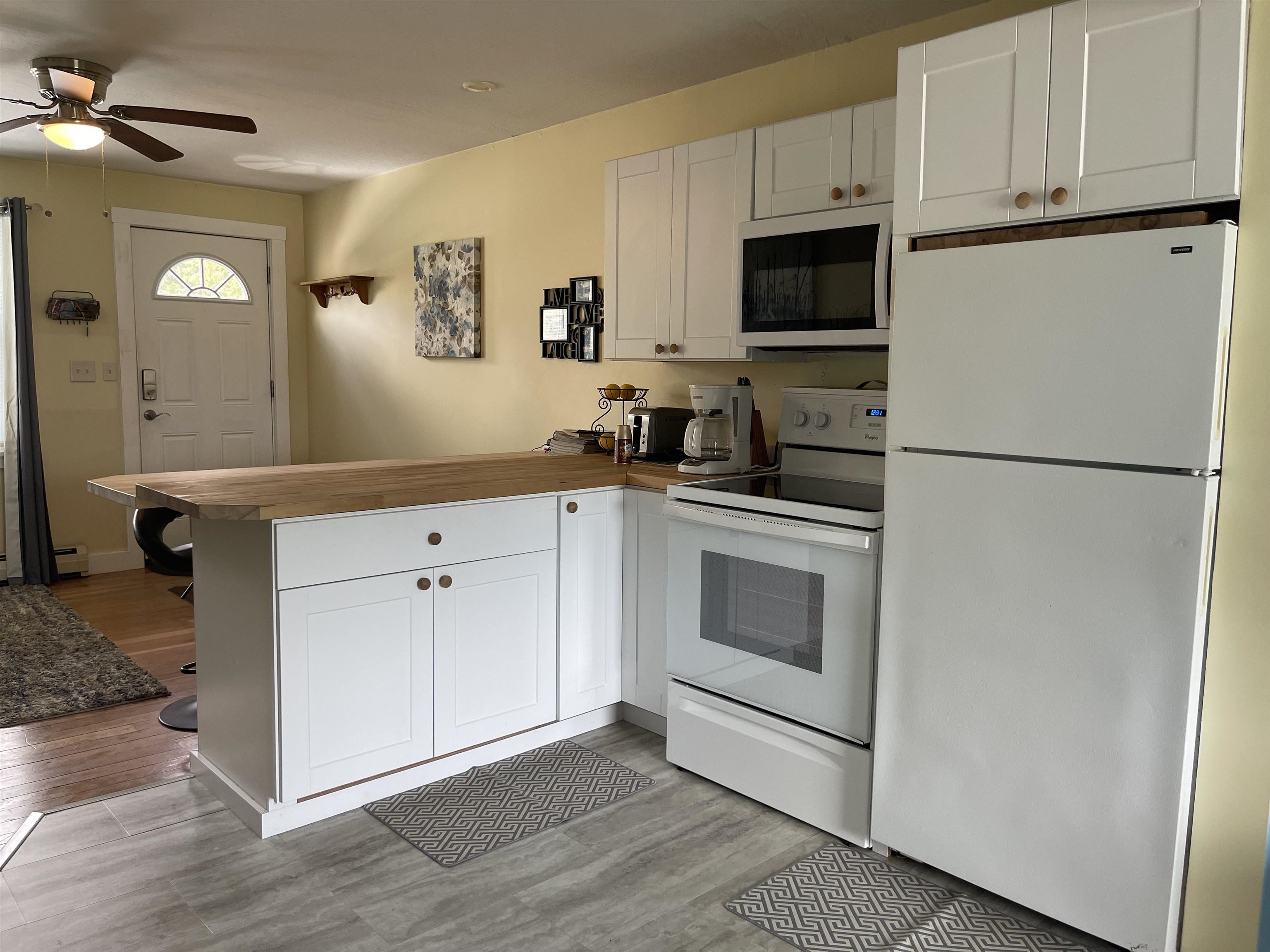 235 Lancaster Road, Unit 4 Whitefield, NH 03598 - Photo 8 of 24