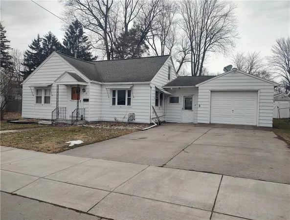 $152,500 | 26 Porter Street, Seneca Falls, NY 13148