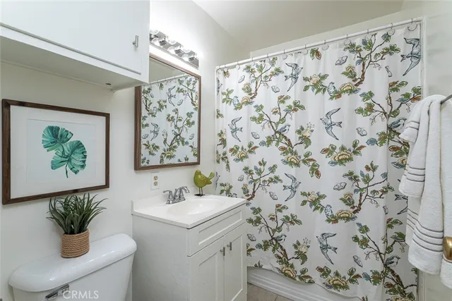 $325,000 | 250 Linden Avenue, Unit 25, Long Beach, CA 90802