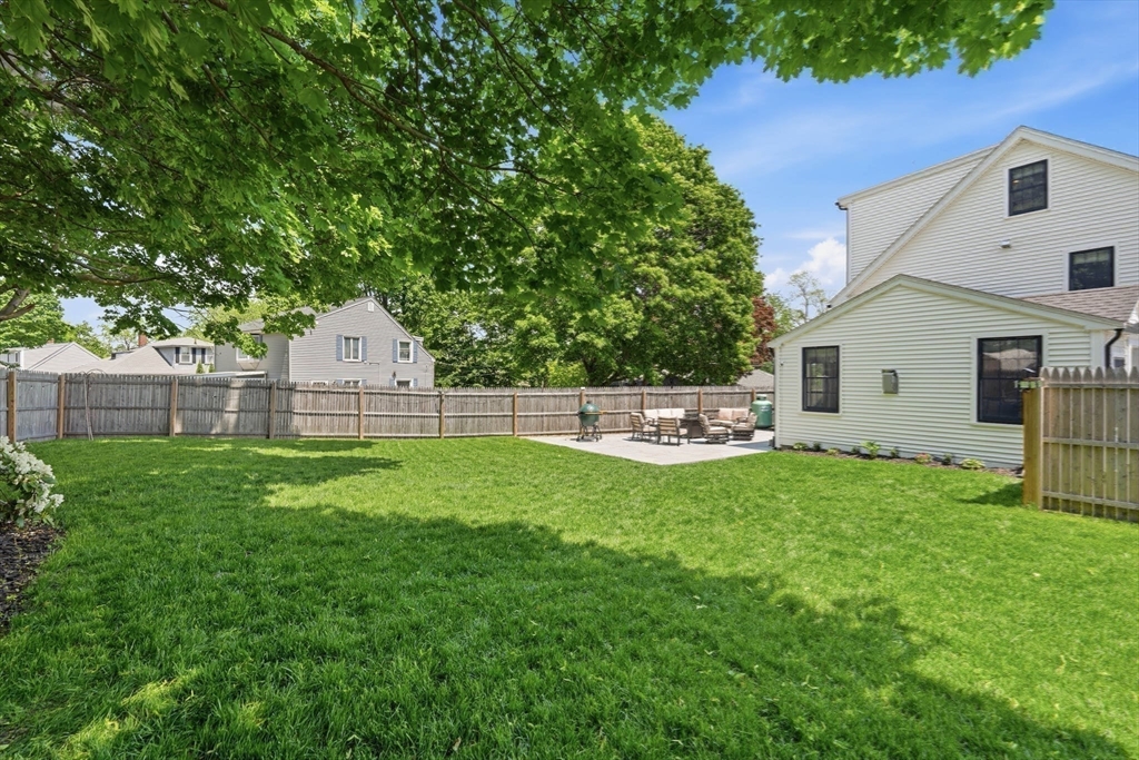 43 Needham Road, Unit 2 Danvers, MA 01923 - Photo 25 of 35