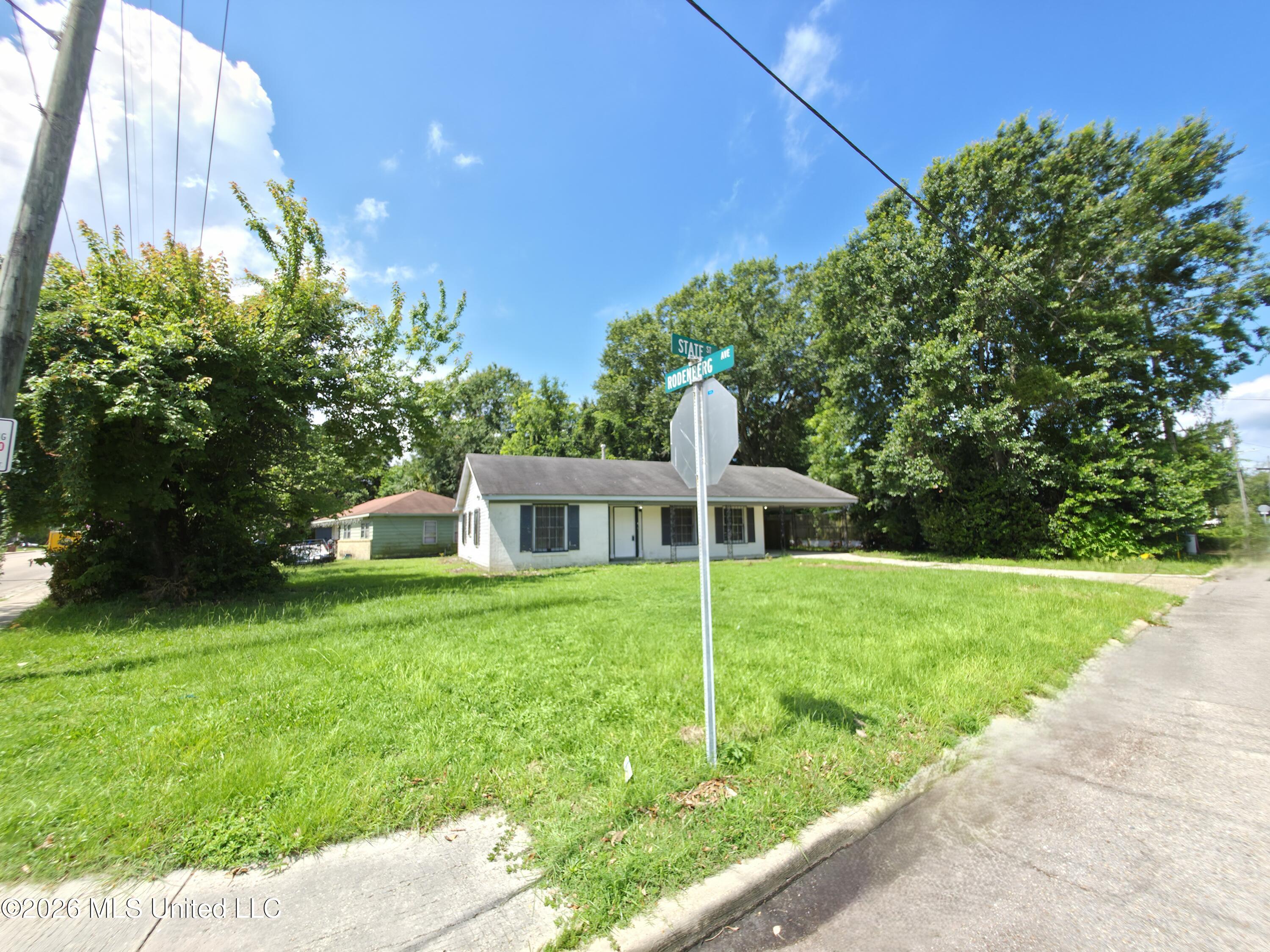 1703 State Street Biloxi, MS 39531 - Photo 15 of 15 20260622_105652