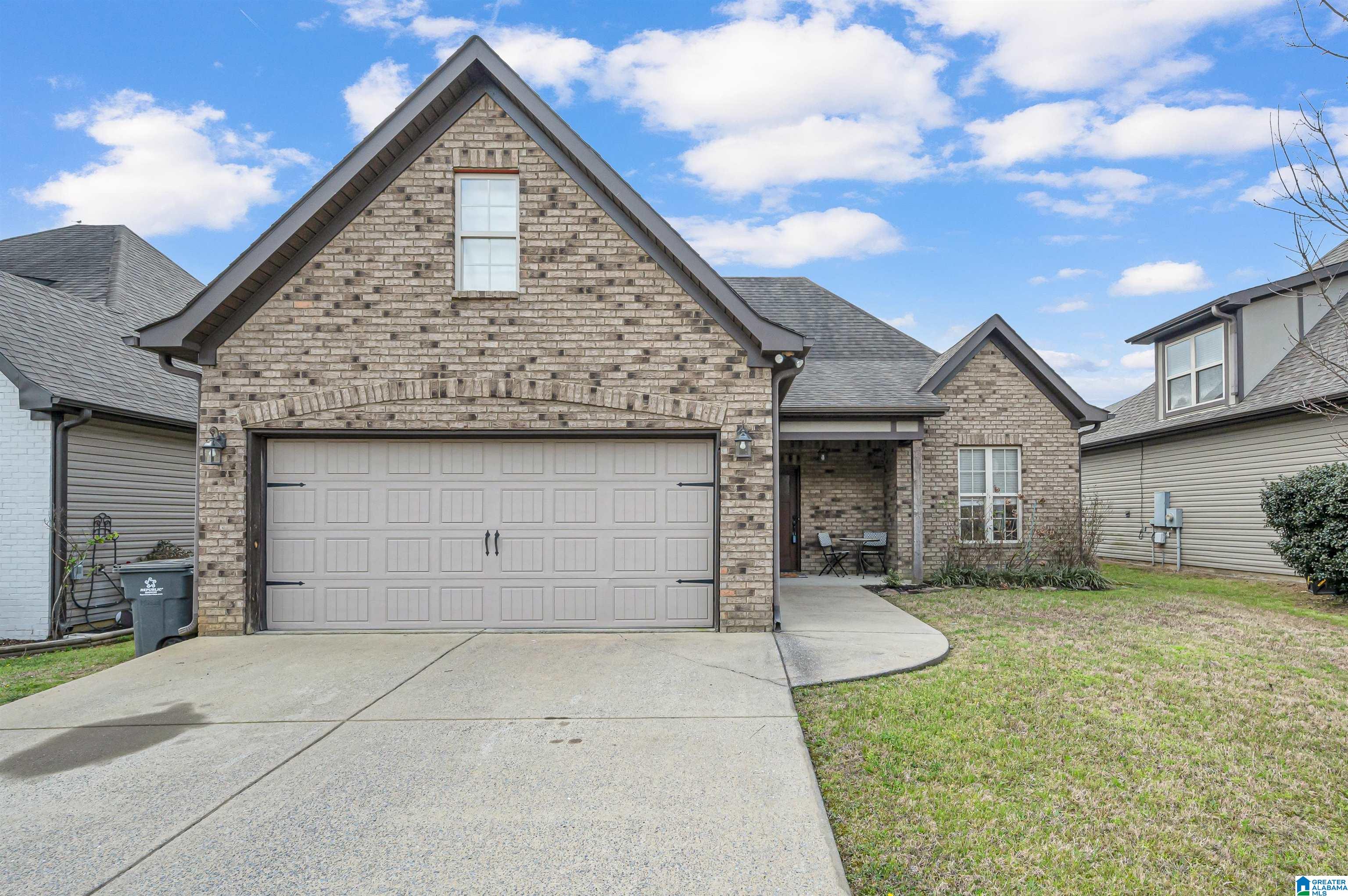196 Lorrin Lane Sterrett, AL 35147 - Photo 2 of 34