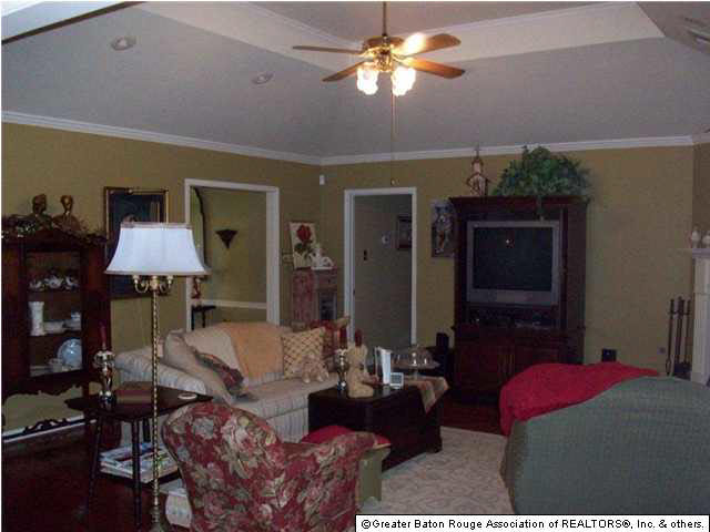 5778 Round Forrest Drive Baton Rouge, LA 70817 - Photo 9 of 21 Gallery Image 9