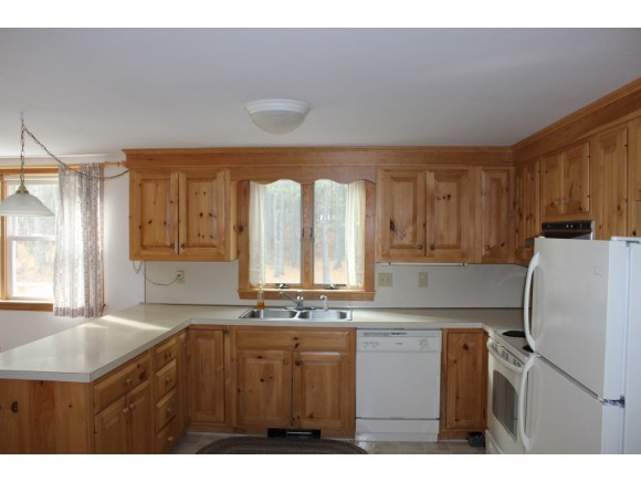 100 West Bay Road Freedom, NH 03836 - Photo 4 of 36