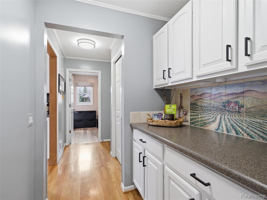 1160 Indianpipe Road Lake Orion, MI 48360 - Photo 19 of 55 Gallery Image 19