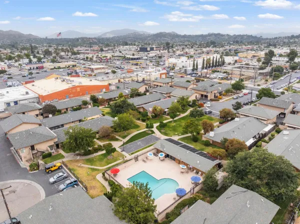 $315,000 | 540 Oakdale Lane, Unit C, El Cajon, CA 92021