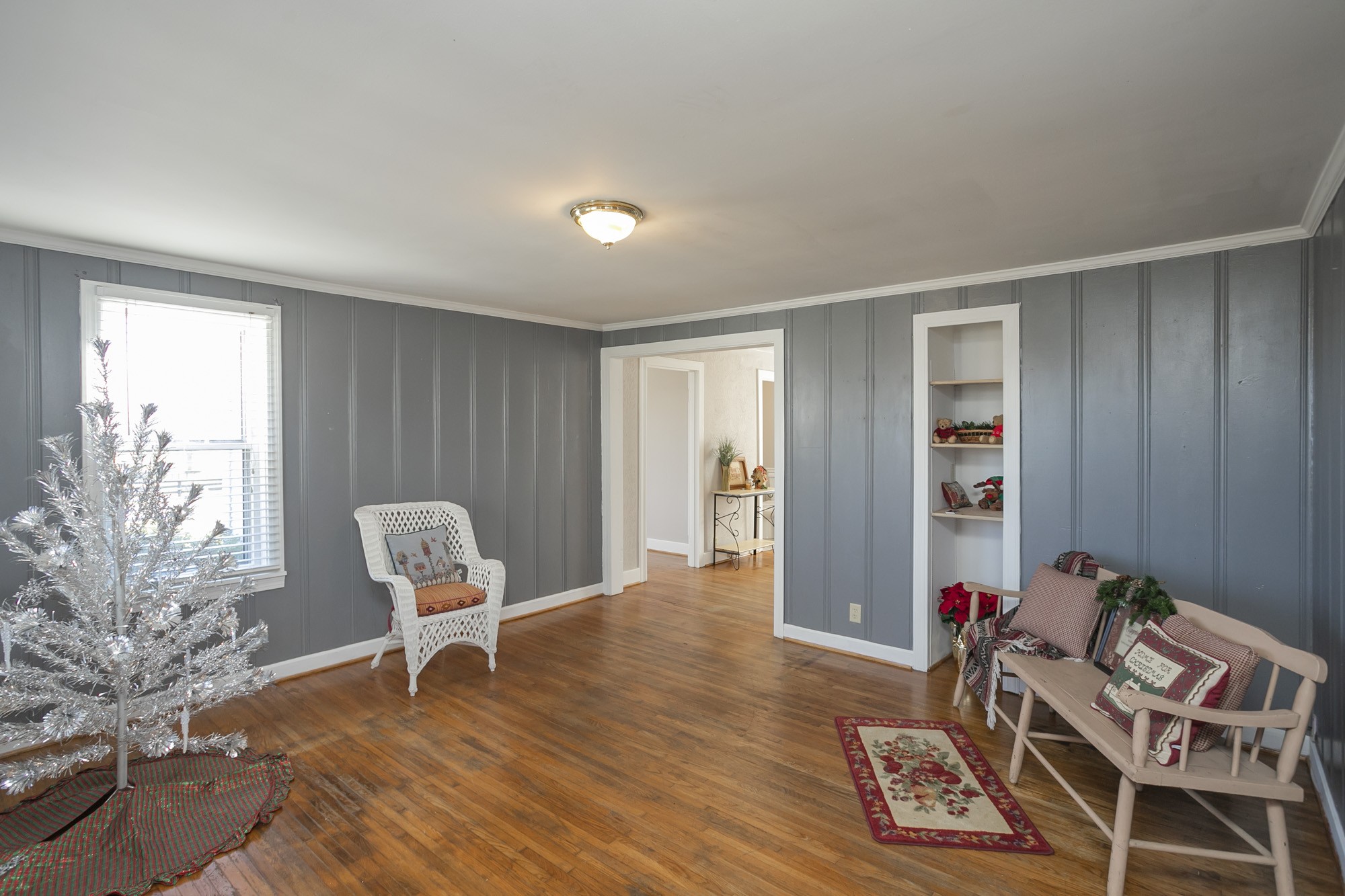 7114 Deer Ridge Road Fairview, TN 37062 - Photo 19 of 55 a living room with furniture and a wooden floor