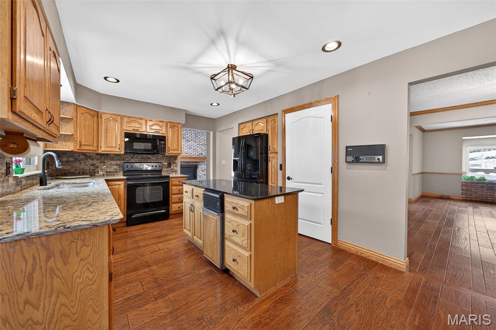 617 Lakeview Road Lake St. Louis, MO 63367 - Photo 15 of 45